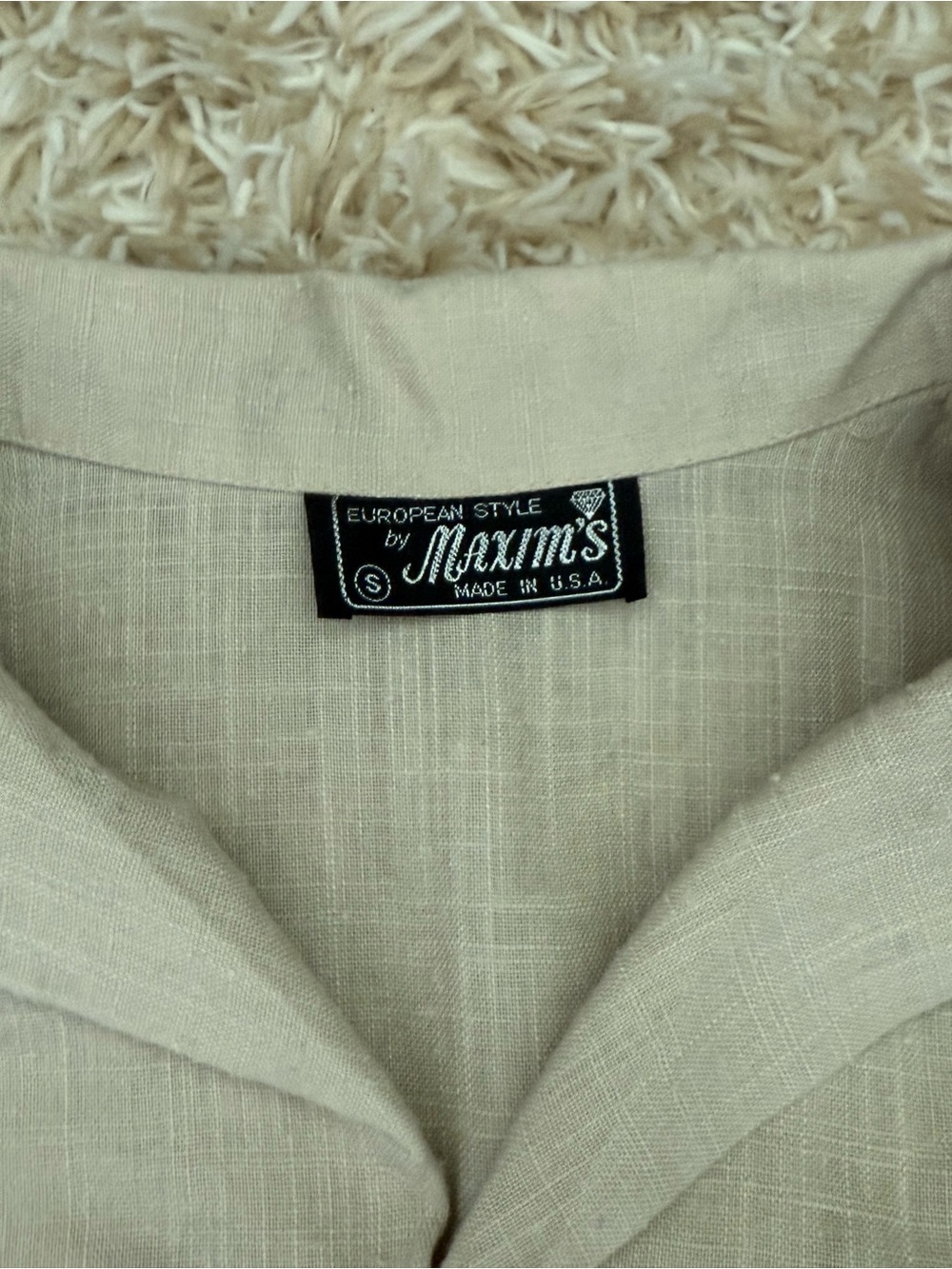 Men's European Short-Sleeve Cuban Collar Shirt - Picture 4 of 4